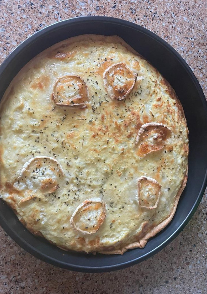 Una foto de Quiche de coliflor y queso