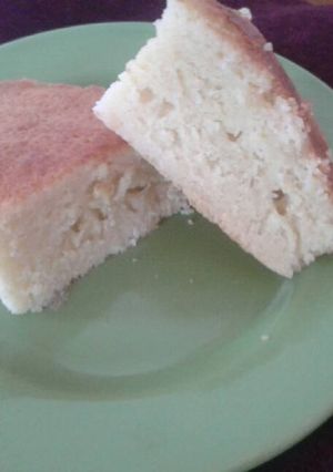 Una foto de Torta de naranja mojada