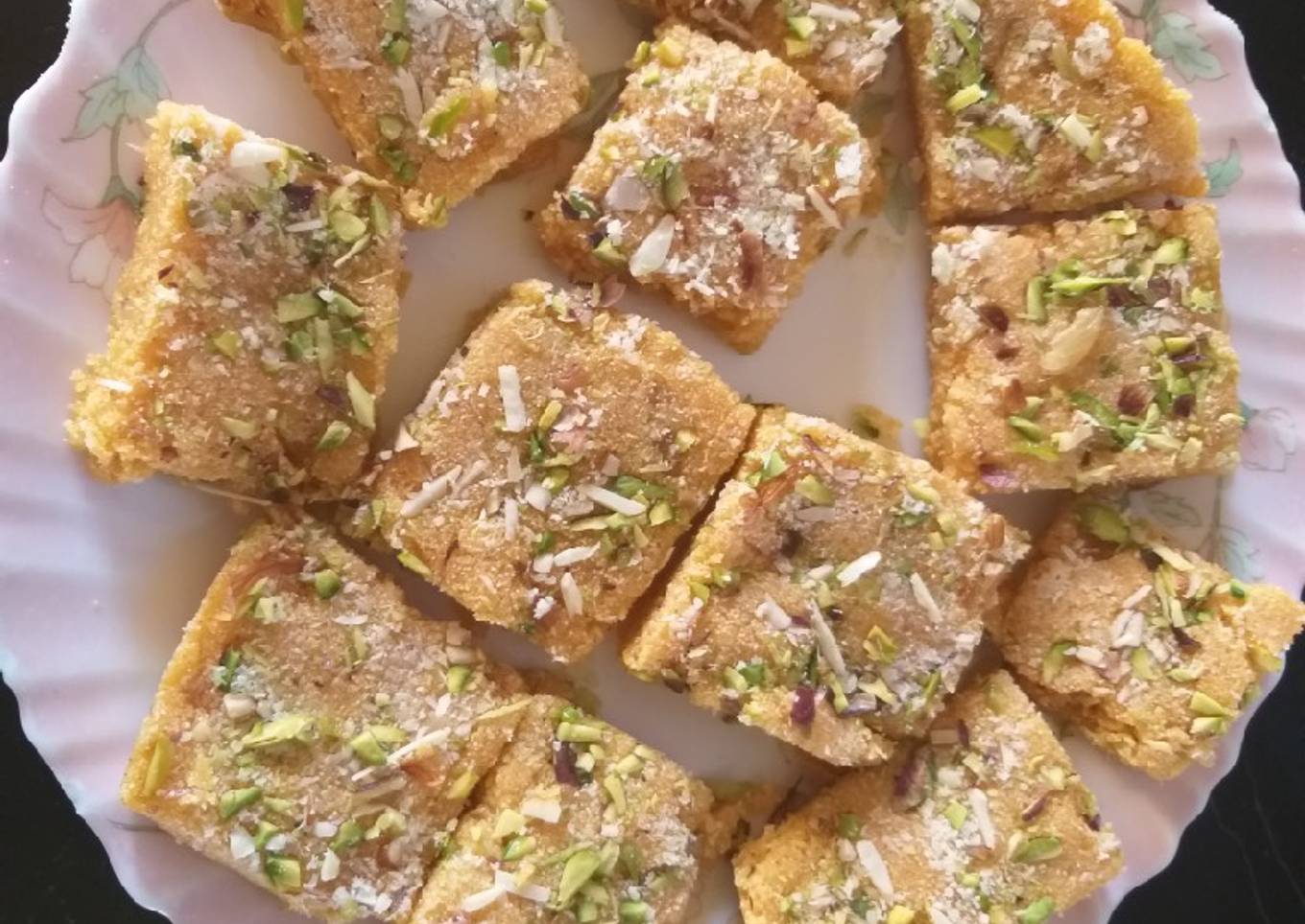 Semolina tukra halva/ special