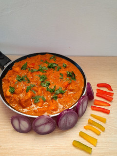 શાહી ચીલી પનીર (Shahi Chili Paneer Recipe In Gujarati) રેસીપી મુખ્ય ફોટો