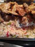Frango estufado com arroz de pimentos e acelgas