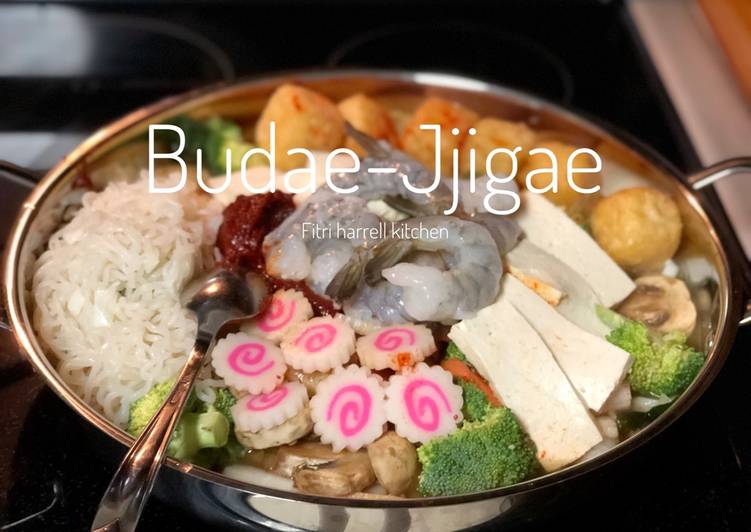 Budae-jjigae (seafood)