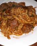 Tallarines con albóndigas 🍝