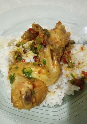 Foto resep Nasi ayam rica-rica bikin nagih