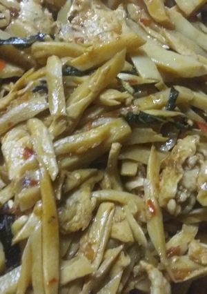 รูปของ ผัดหน่อไม้ไก่