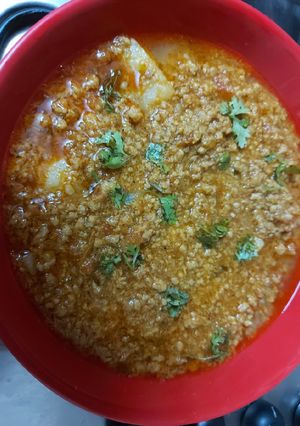A picture of Mutton mince with potato gravy.