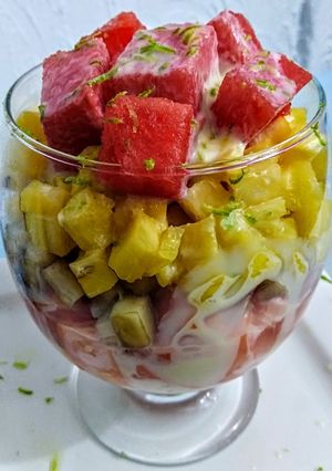 Una foto de MACEDONIA De Frutas, con Leche Condensada