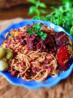 عکسی از دستور ماکارونی با رب انار