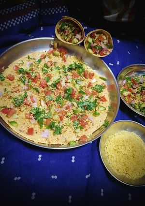 મસાલા પાપડ અને મસાલા પાપડ કોન (Masala Papad & Masala Papad Cone Recipe In Gujarati) રેસીપી મુખ્ય ફોટો