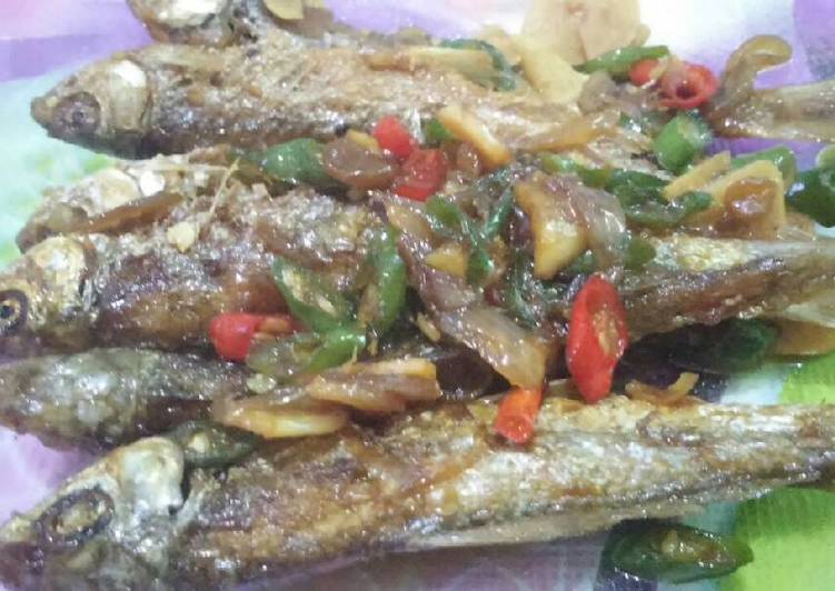 Wader goreng pedas manis lombok ijo