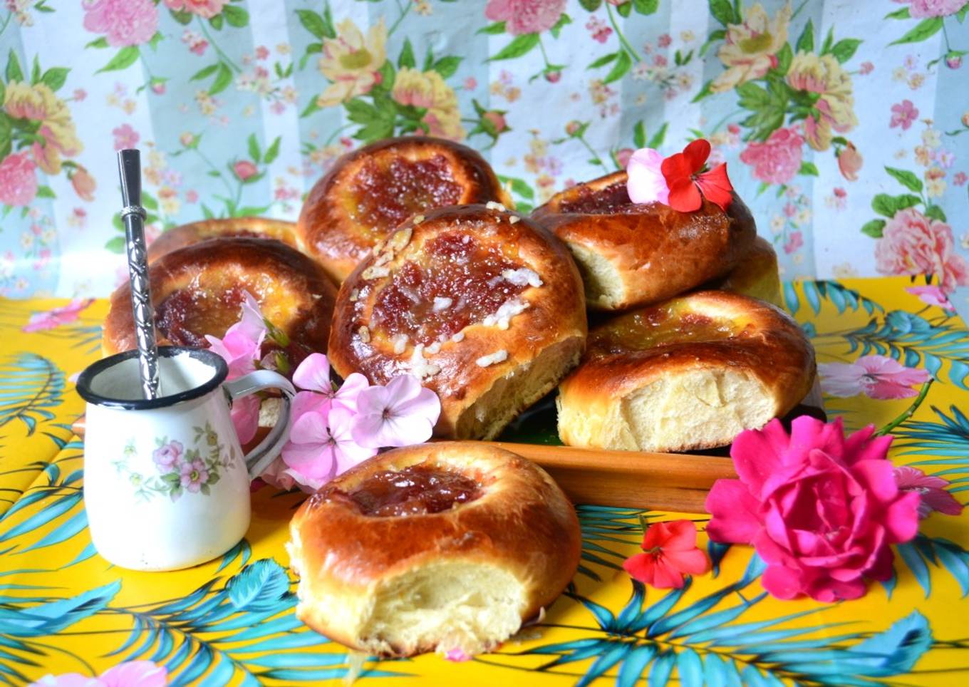 Facturas de manteca con membrillo y batata🧉