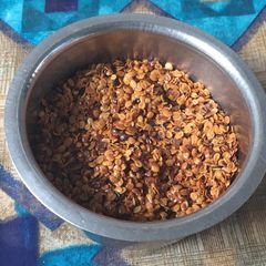 A picture of Coriander seeds mouth freshner.