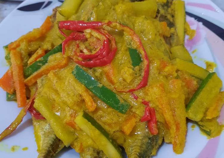 Ikan acar kuning