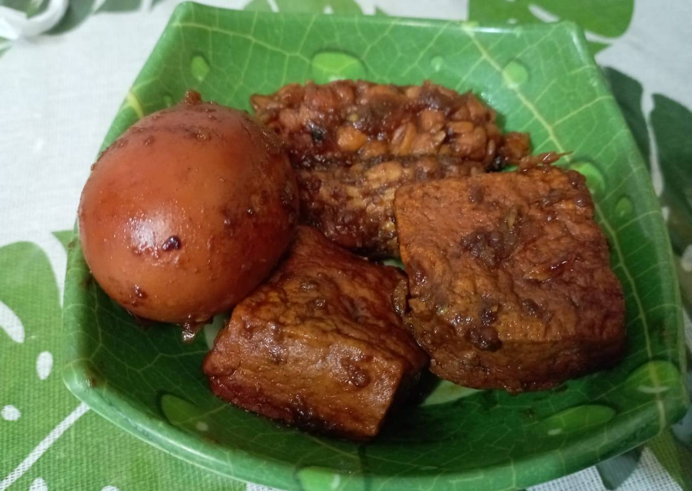 Telur Tahu Tempe Bacem