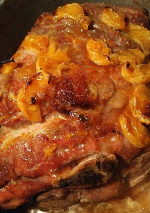 A picture of Roasted Tangerine Pork.