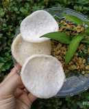 Hến xúc bánh phồng tôm