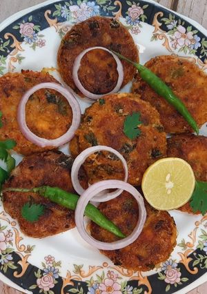 A picture of Chicken Resha Kabab.