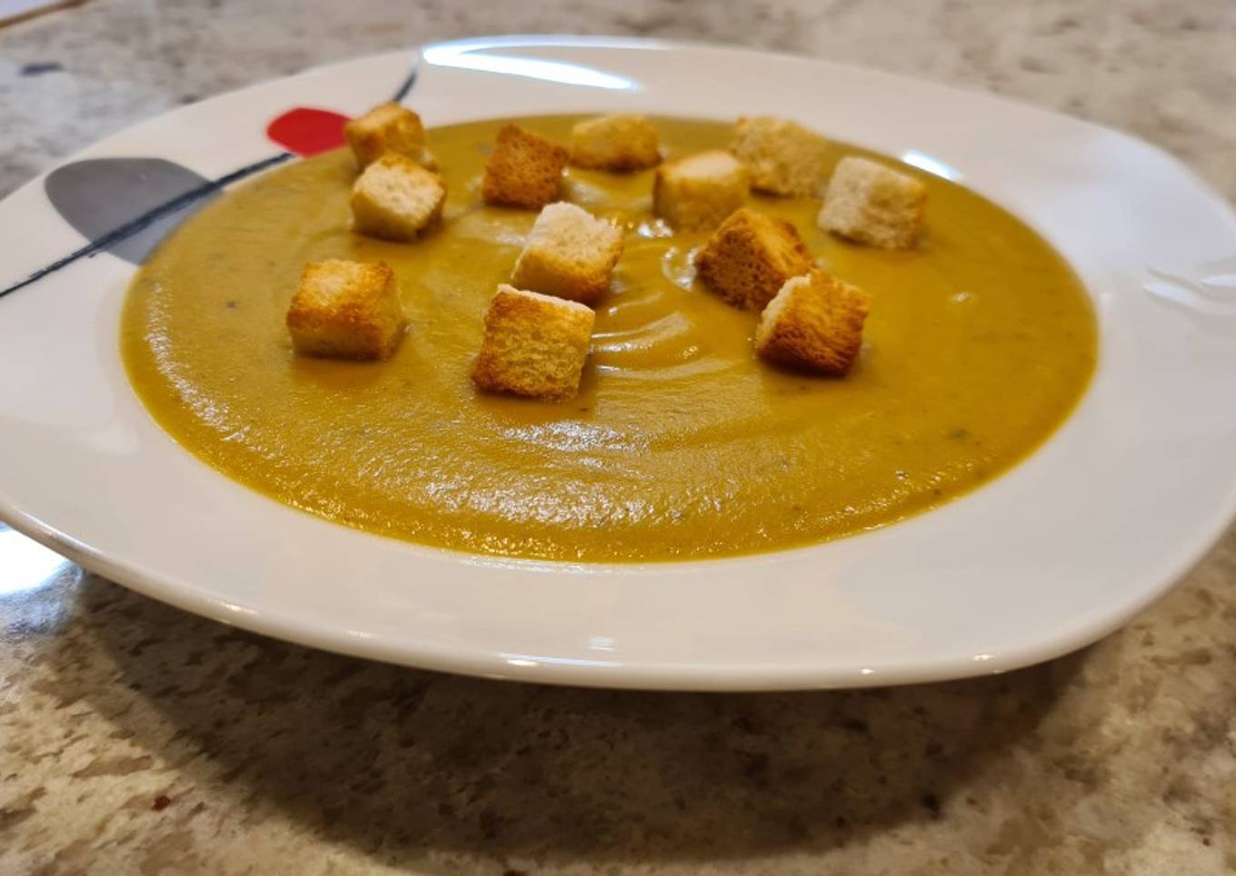 Crema de berenjenas, calabacín, patatas y zanahorias