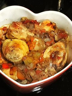 Una foto de Pollo guisado con reducción de mandarinas
