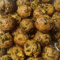Methi muthiya A picture of Methi muthiya.