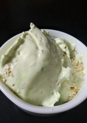 A picture of Paan ice cream.