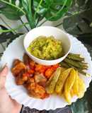 Củ quả gà nướng kèm sốt kem Bơ Eat clean (18k)