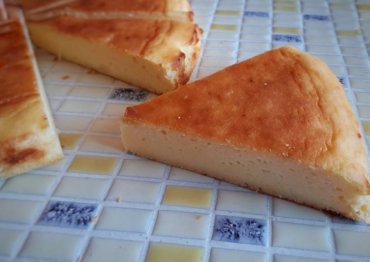 Step-by-Step Guide to Prepare Premiato Torta con patate, ricotta e limone