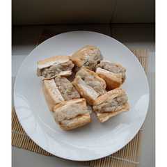 A picture of Tahu isi Tuna.