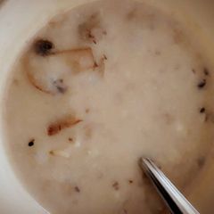 A picture of Cream of Mushroom.