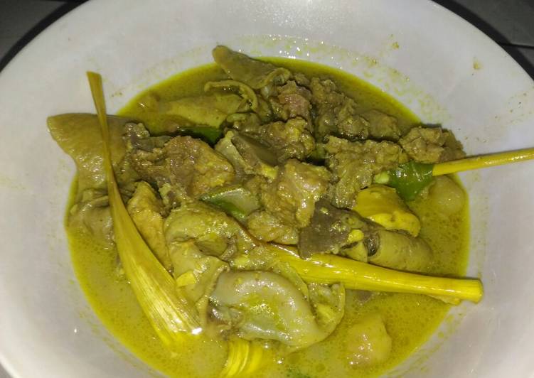 Gulai daging sapi