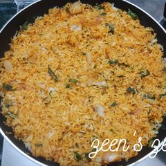 A picture of Mirchi Chawal.