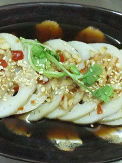 酸溜芝麻涼拌蓮藕 的食譜成品照片