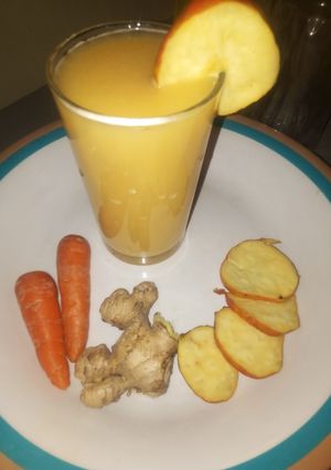 A picture of Cashew carrot juice. 🍷.