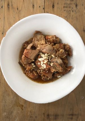 Une photo de Tajine de veau aux amandes