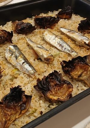 Una foto de Arroz Integral con Alcachofas y Sardinas en lata