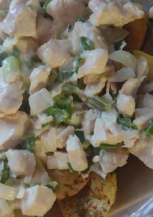 Una foto de Pollo al verdeo con papas al horno