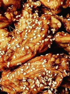 Фото Жареные крылышки в соево-медовом соусе.