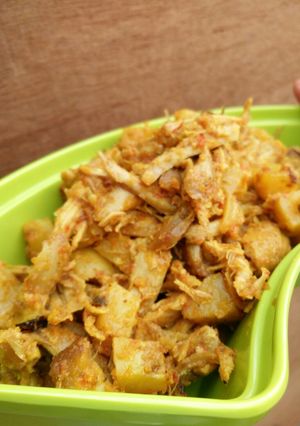 Foto resep Oseng Kentang Ayam Suwir Pedas