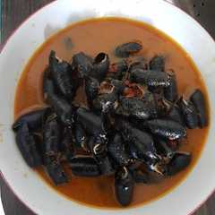 รูปของ Chaolo masak kuah taoco pedas (siput)