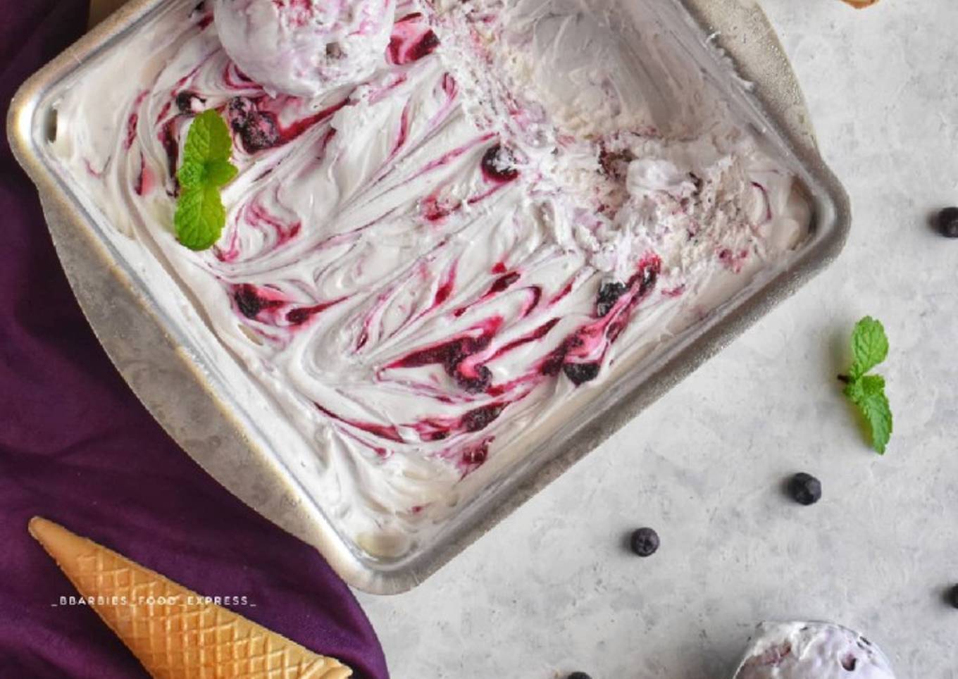 Blueberry cheesecake icecream