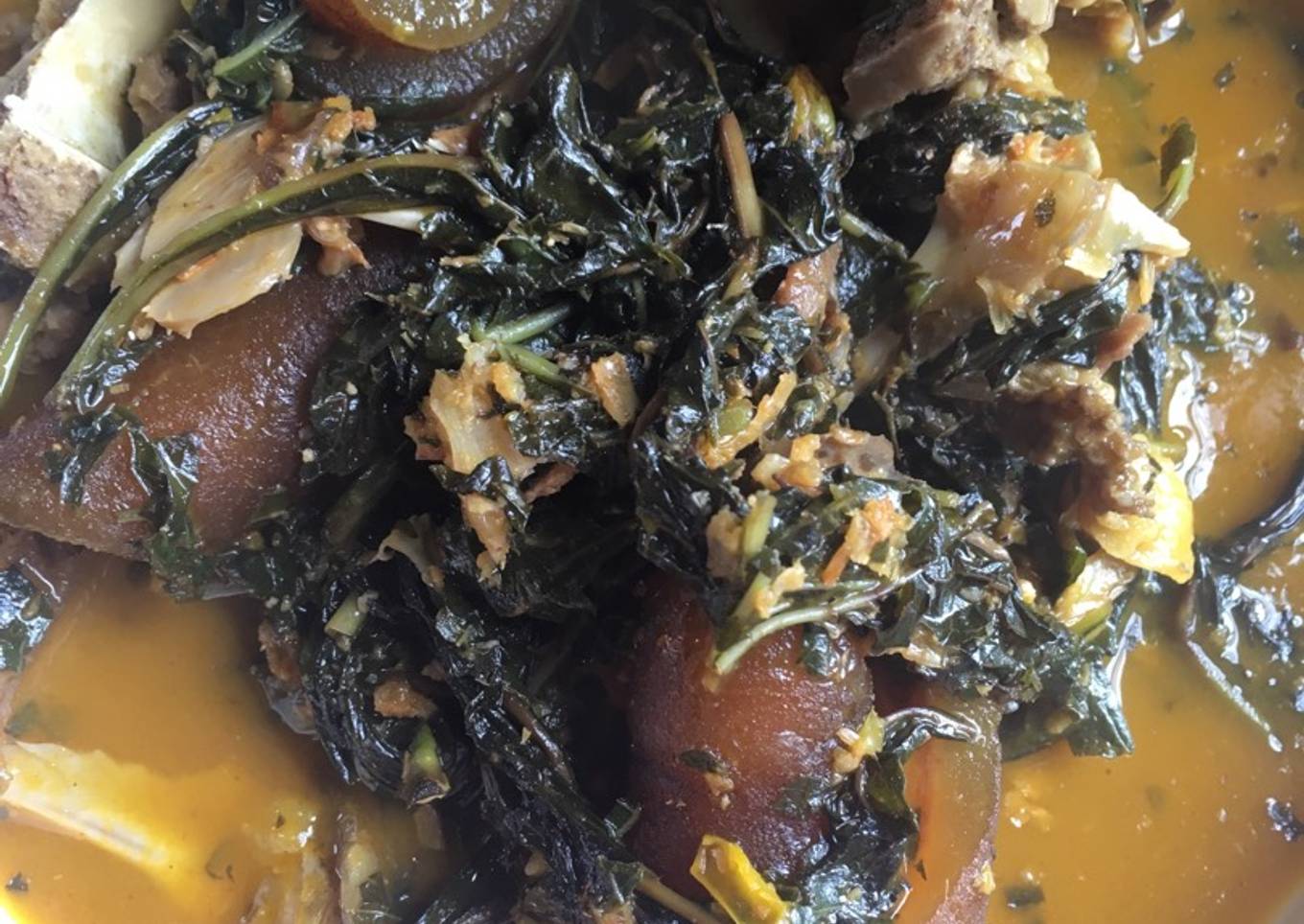 Bitter leaf soup with assorted meat