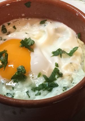 Una foto de Canastillas con huevo y queso de cabra (re fácil)