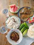 Nasi Liwet dengan Ikan Nila dan Sambal Peda