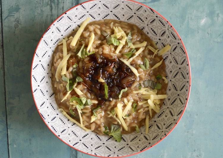 Simple Way to Make Homemade Caramelised Balsamic Onion Risotto