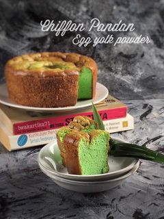 Foto resep Chiffon Pandan egg yolk powder (keto cake)