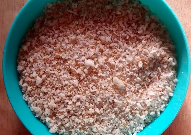 Sasagun cemilan dari tepung beras dan kelapa parut