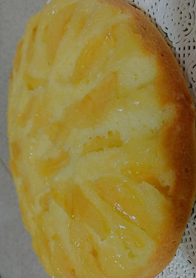 Una foto de Torta de manzana invertida