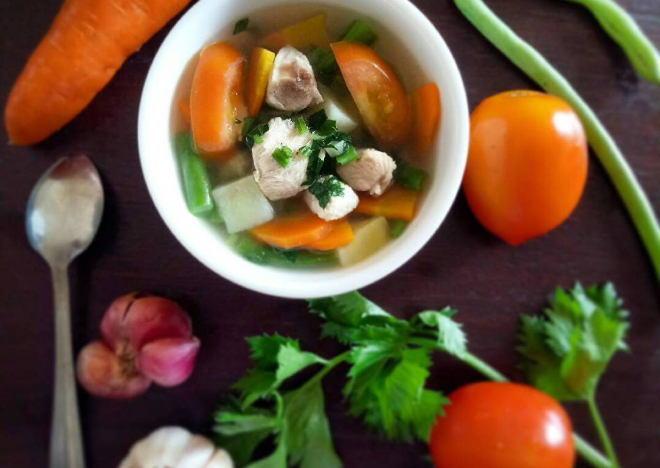 Sayur sop Ayam