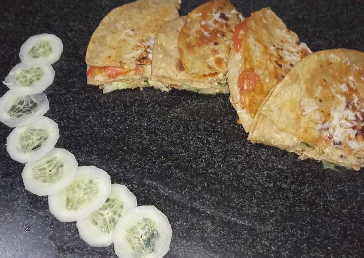 How to Make Quick Sandwich pizza from leftover Roti