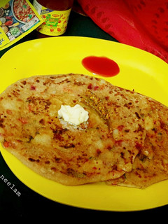 वेज मैजिक आलू पराठा (veg magic aloo paratha recipe in Hindi) रेसिपी मुख्य फोटो